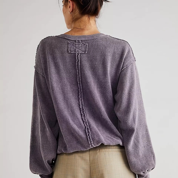 Anyway Tee - Picture 2 of 7